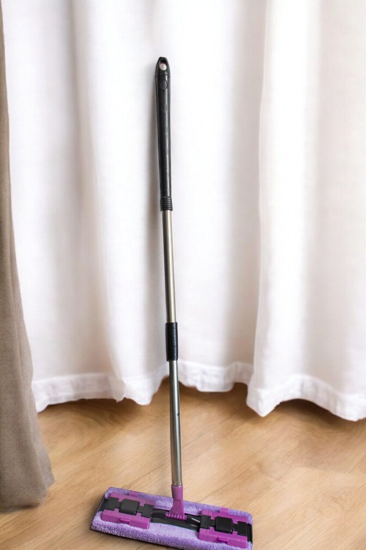 Değiştirilebilir Bezli Mop - Pratik Temizlik Çözümü Parke ve Camlar İçin Bezli Mop